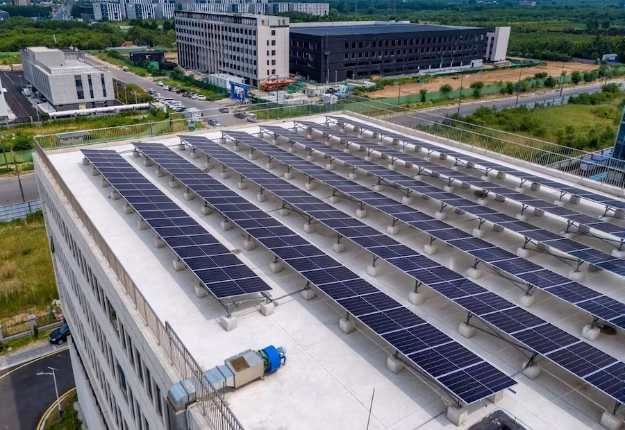 Commercial Rooftop Photovoltaic Solar Array Design